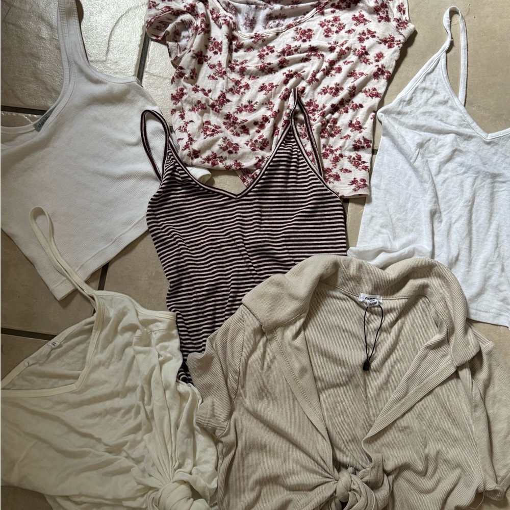 Summer Top Bundle - image 2